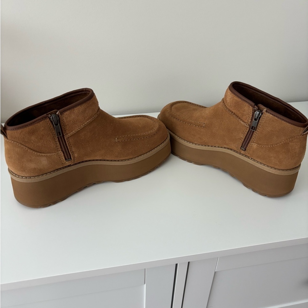 UGG Cityfunc Ultra Mini Water-Resistant Platform Bootie Size 8.5 - Picture 3 of 6